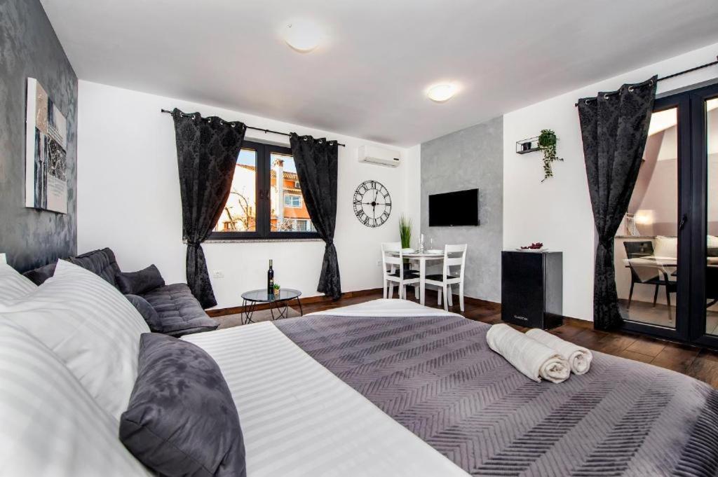 Deluxe Apartments A&A - 2 Rovinj Extérieur photo