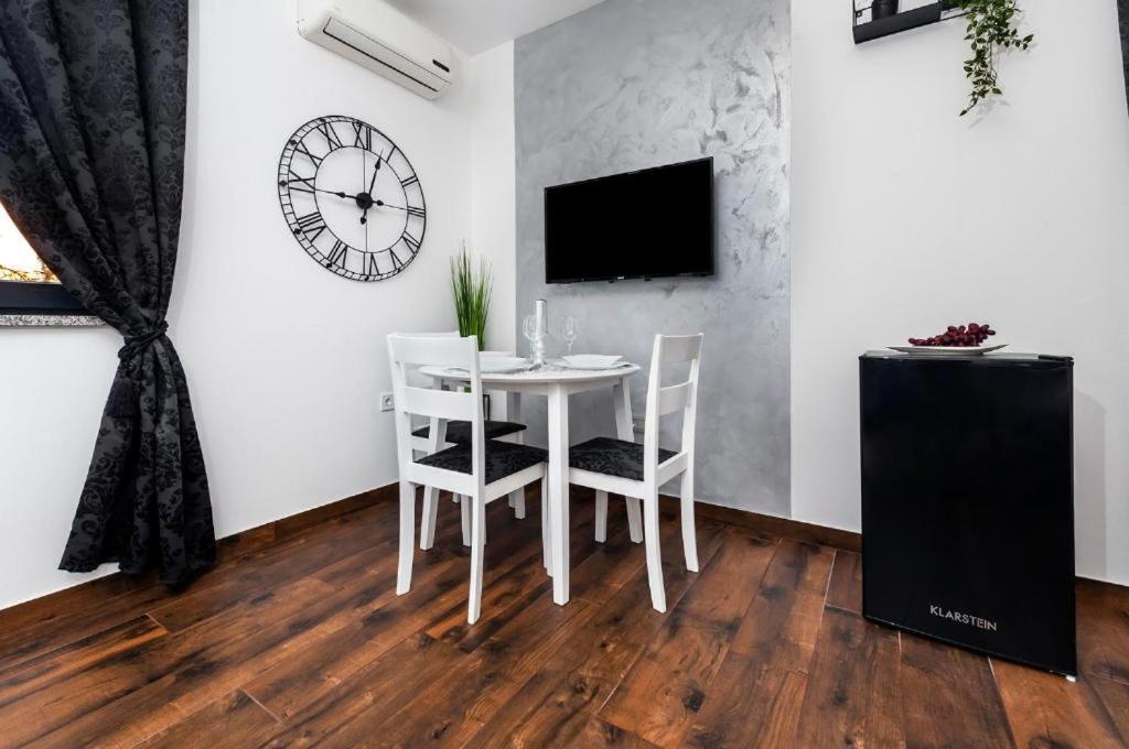 Deluxe Apartments A&A - 2 Rovinj Extérieur photo