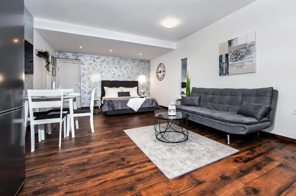 Deluxe Apartments A&A - 2 Rovinj Extérieur photo