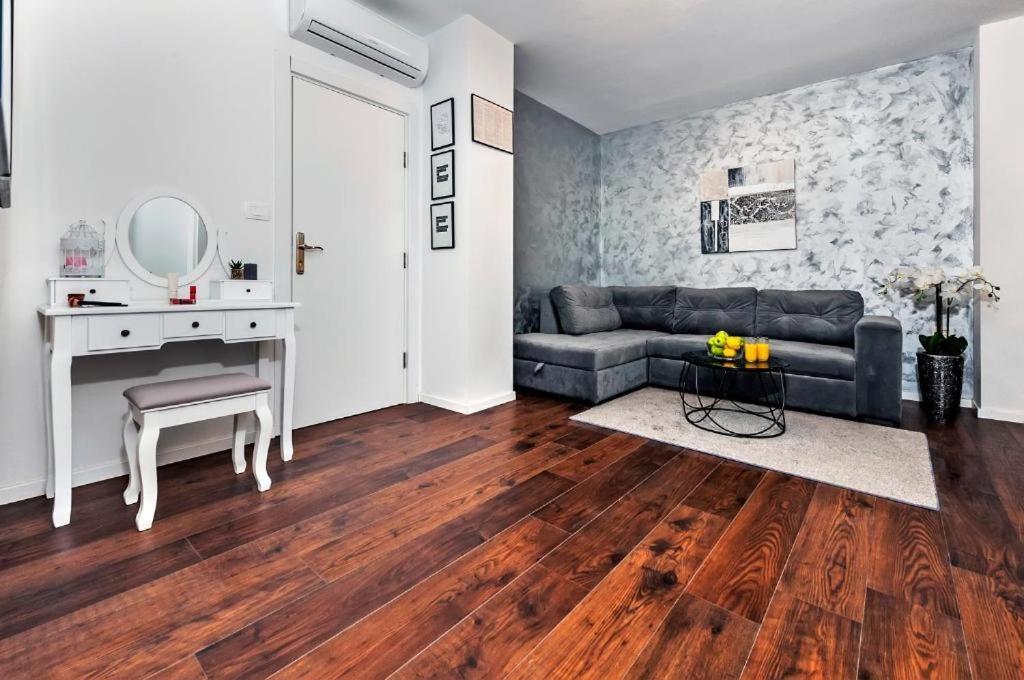 Deluxe Apartments A&A - 2 Rovinj Extérieur photo